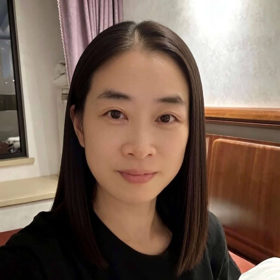 小**